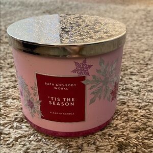 Bath & Body Works 'Tis the Season Scented Candle - Pink